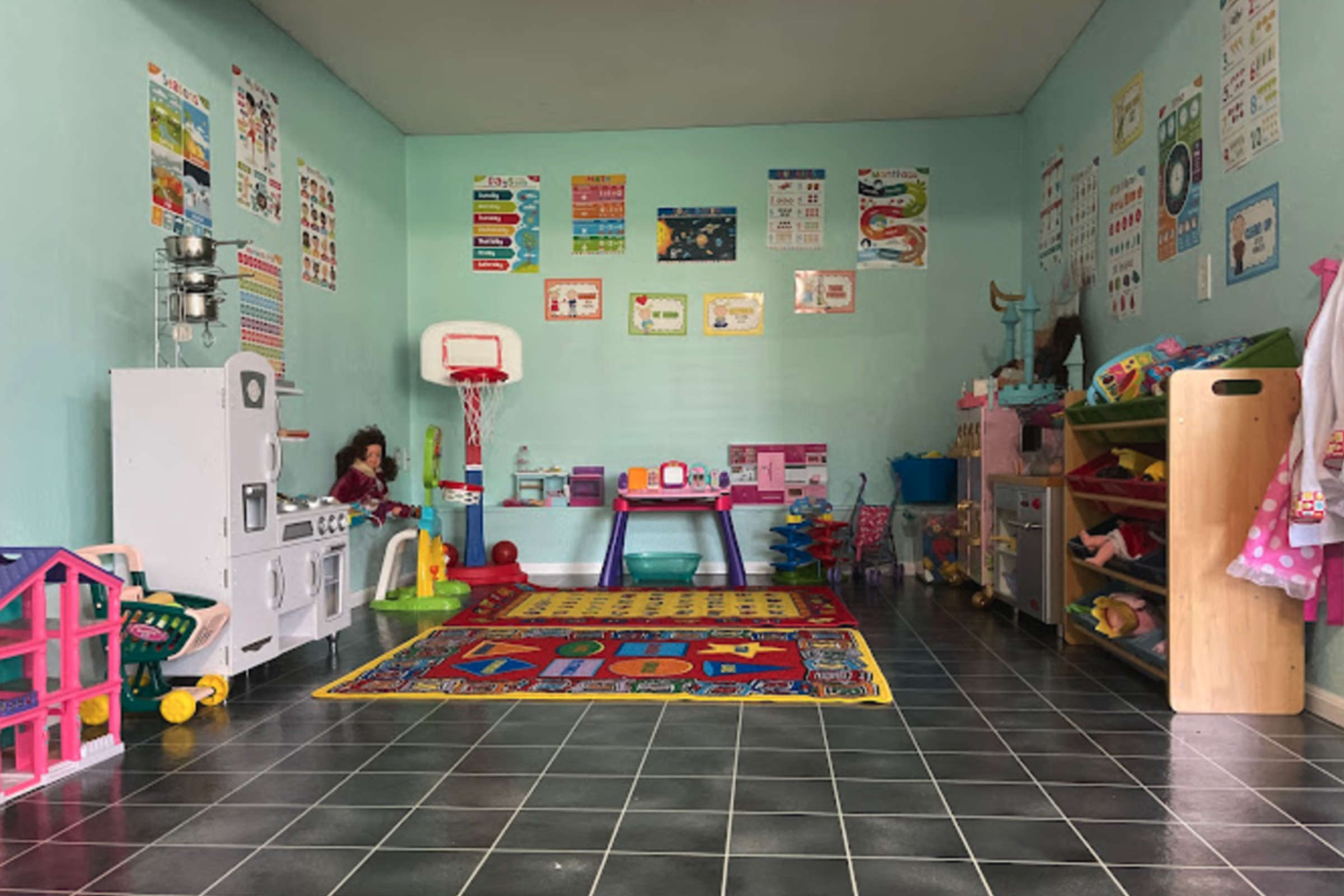 Bright Kids Childcare LLC